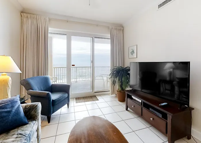 Island Royale 602 Apartment